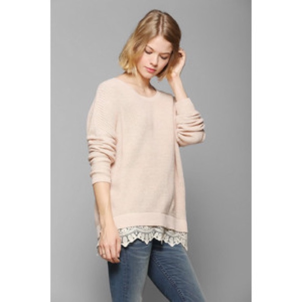 Lace trim pink oversized soft urban sweater